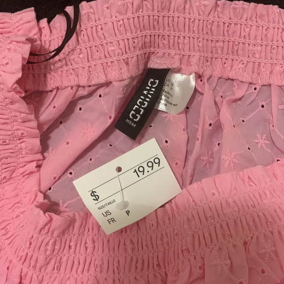 NWT! Eyelet crop top from H&M. - Picture 3 of 7